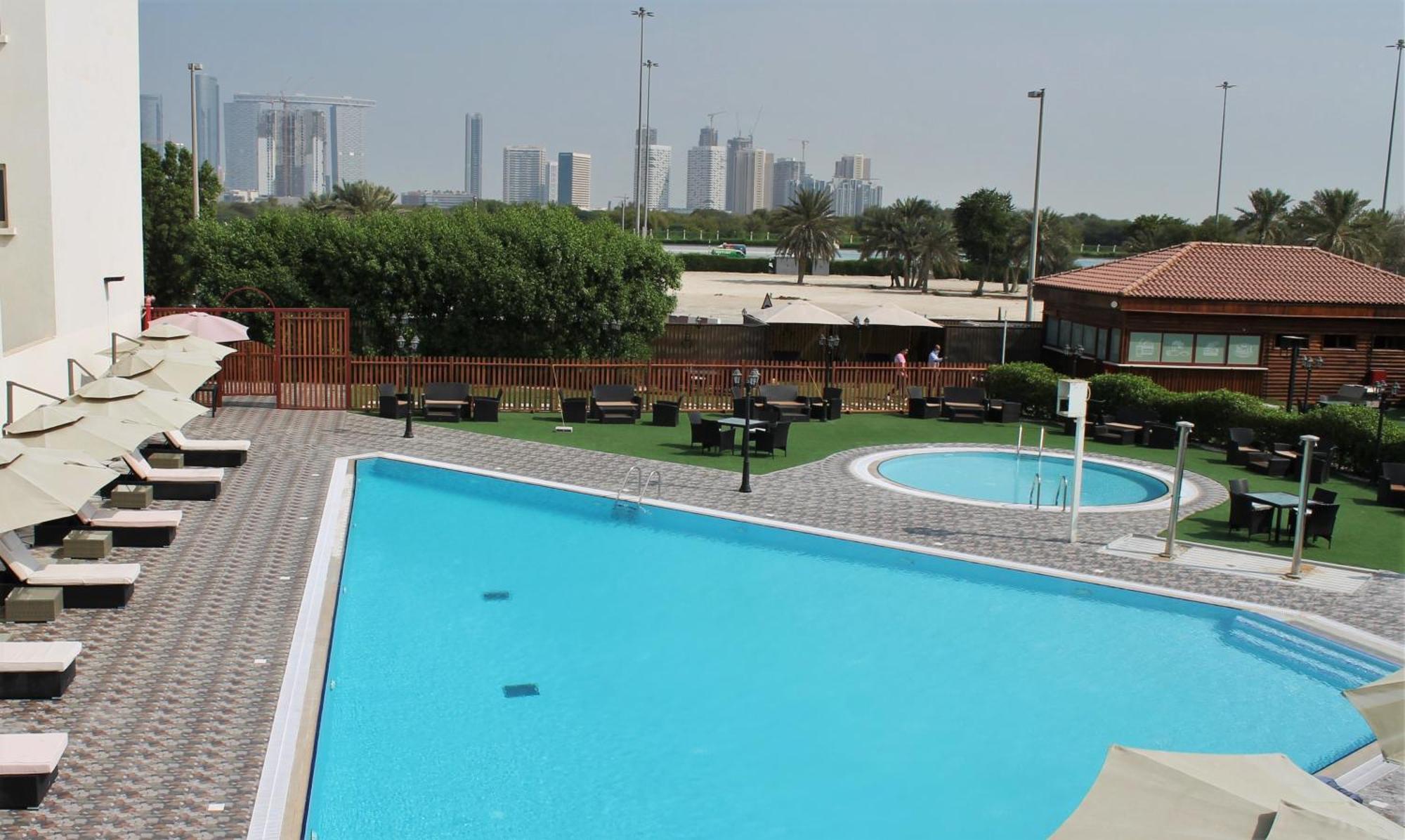 Villaggio 4*